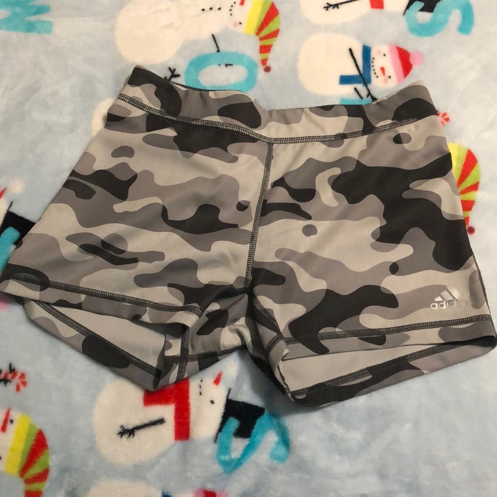 Adidas spandex lightly used!